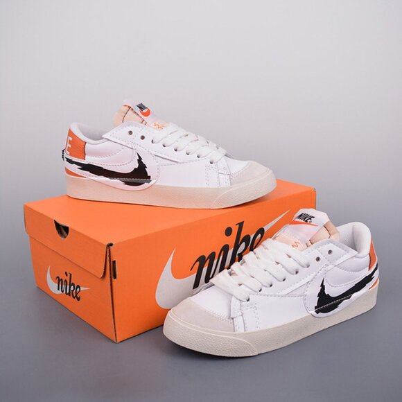 Nike Blazer Low '77 Jumbo Sneaker White - Picture 1 of 9